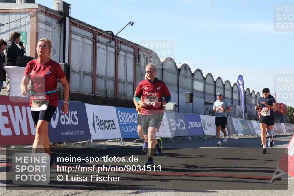 03.10.2025 - Köhlbrandbrückenlauf Luisa Fischer http://msf.ph/oto/9034513 03.10.2025 13:15:37 Ziel 4210, 4267, 4399, 4421, 4577, 4604, 4678, 4704, 4797, 4803, 4871, 4958, 4962, 5309, 5768, 5942, 6019, 6112, 6772 meine-sportfotos.de