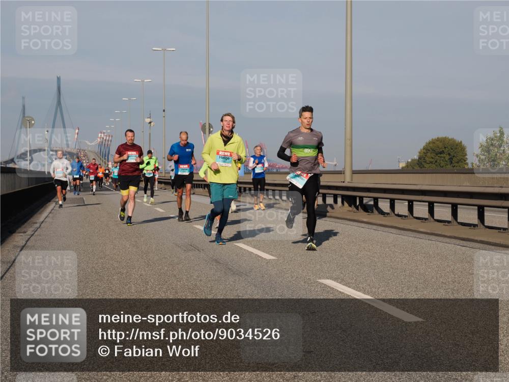 03.10.2025 - Köhlbrandbrückenlauf Fabian Wolf http://msf.ph/oto/9034526 03.10.2025 09:48:47 Position 3  meine-sportfotos.de