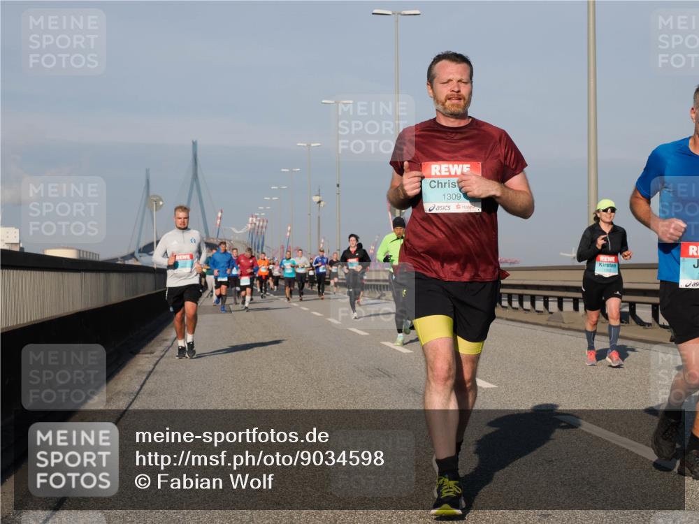 03.10.2025 - Köhlbrandbrückenlauf Fabian Wolf http://msf.ph/oto/9034598 03.10.2025 09:48:52 Position 3 1309 meine-sportfotos.de