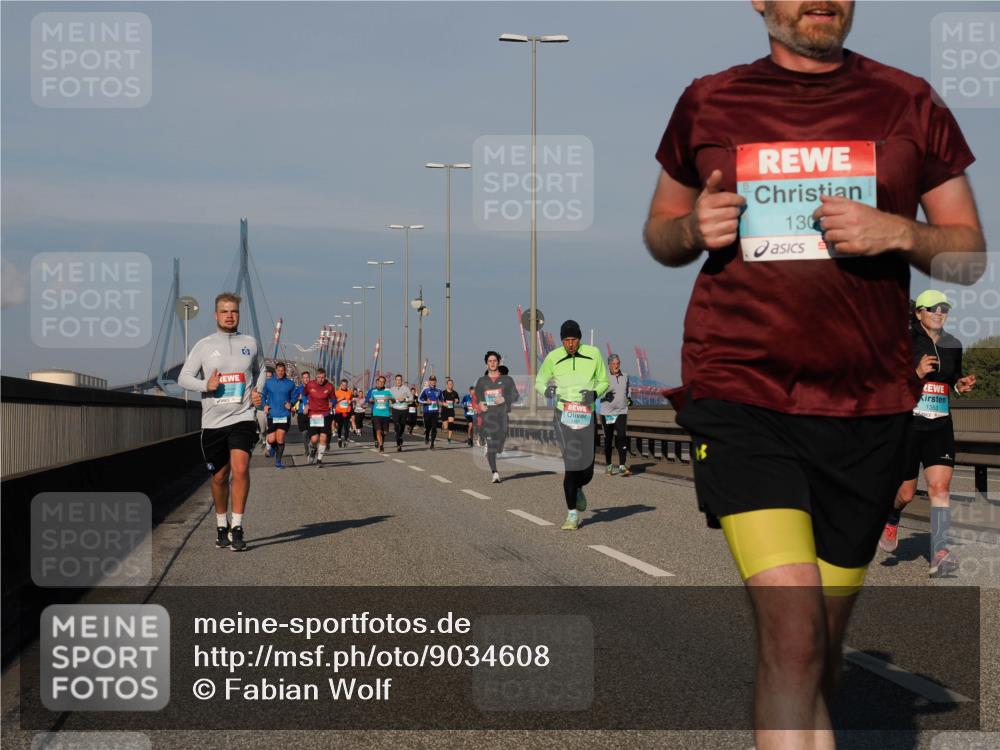 03.10.2025 - Köhlbrandbrückenlauf Fabian Wolf http://msf.ph/oto/9034608 03.10.2025 09:48:52 Position 3 130, 1353 meine-sportfotos.de