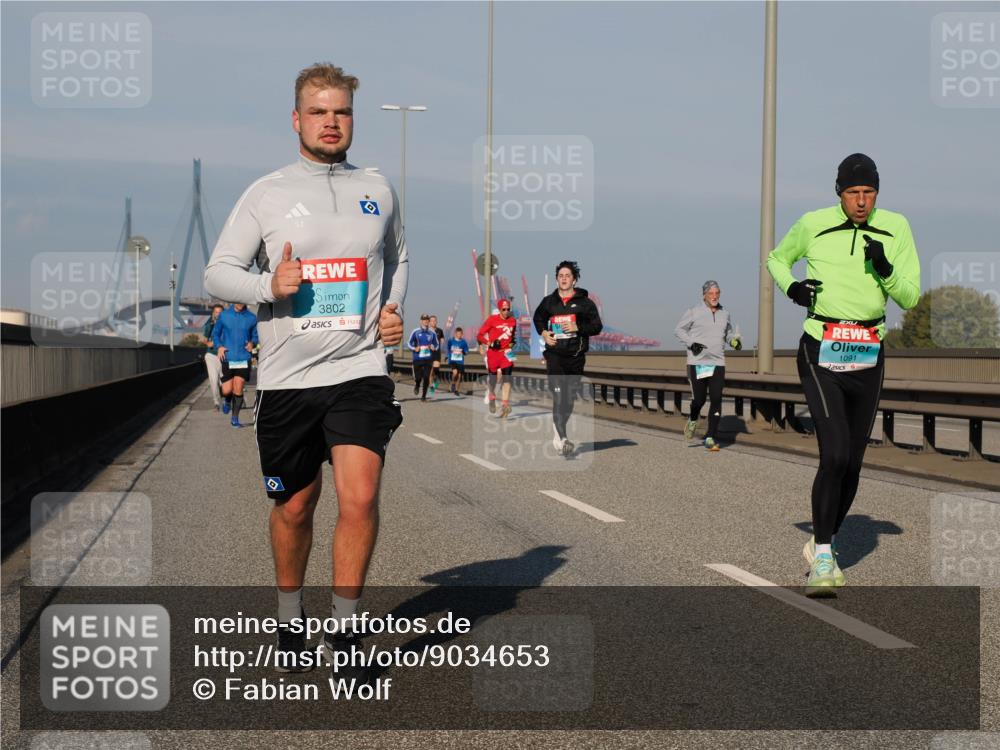 03.10.2025 - Köhlbrandbrückenlauf Fabian Wolf http://msf.ph/oto/9034653 03.10.2025 09:48:55 Position 3 3802, 1091 meine-sportfotos.de