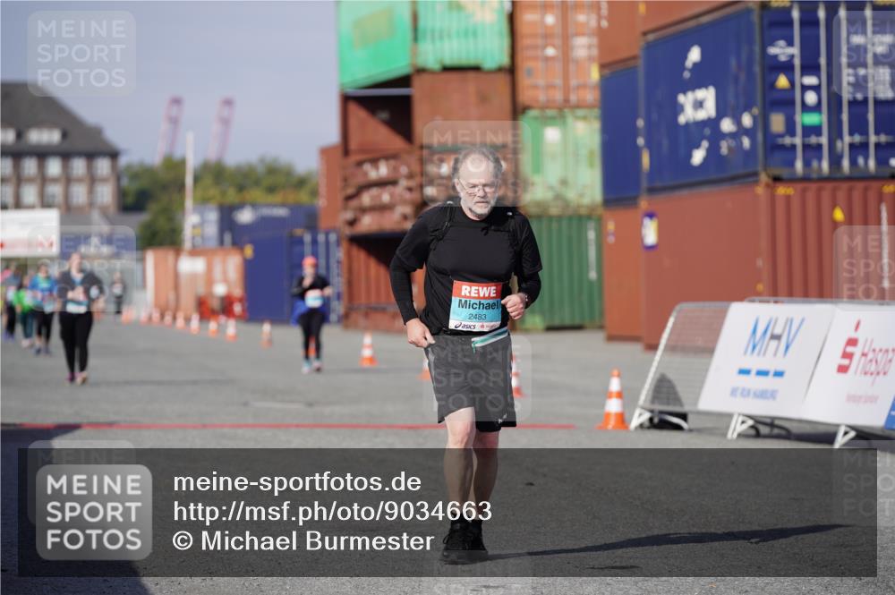 03.10.2025 - Köhlbrandbrückenlauf Michael Burmester http://msf.ph/oto/9034663 03.10.2025 10:44:51 Ziel 2483 meine-sportfotos.de
