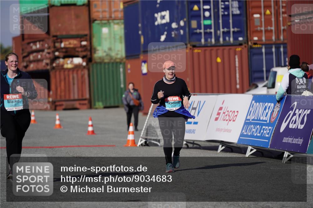 03.10.2025 - Köhlbrandbrückenlauf Michael Burmester http://msf.ph/oto/9034683 03.10.2025 10:45:04 Ziel 2428, 2507 meine-sportfotos.de