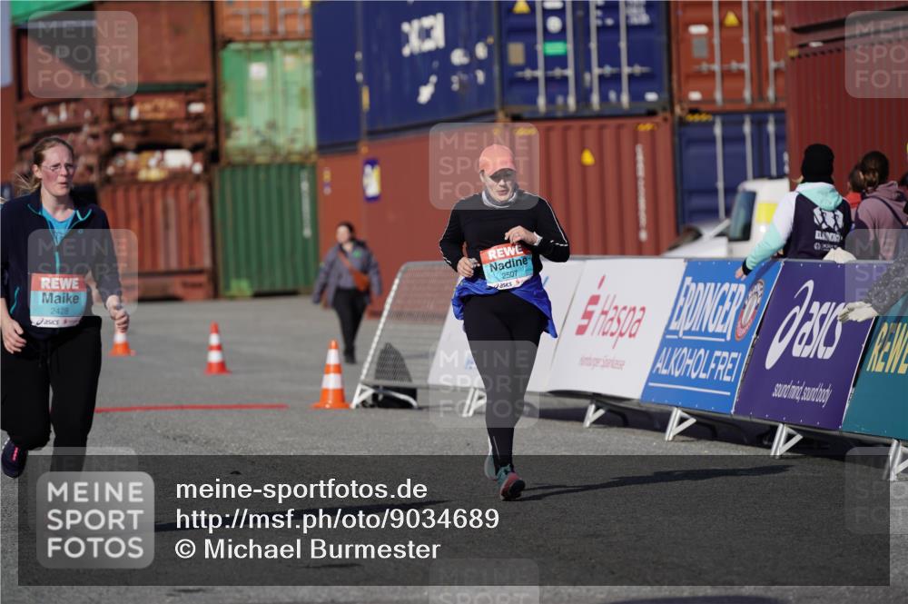 03.10.2025 - Köhlbrandbrückenlauf Michael Burmester http://msf.ph/oto/9034689 03.10.2025 10:45:05 Ziel 2428, 2507 meine-sportfotos.de