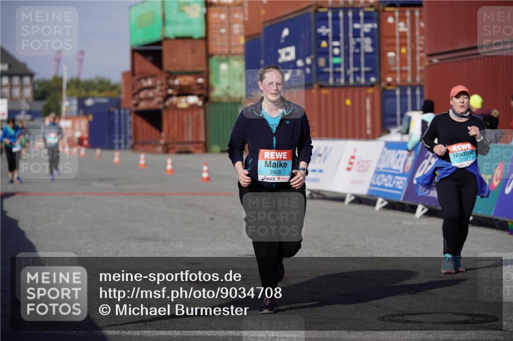 03.10.2025 - Köhlbrandbrückenlauf Michael Burmester http://msf.ph/oto/9034708 03.10.2025 10:45:08 Ziel 2428, 2507 meine-sportfotos.de