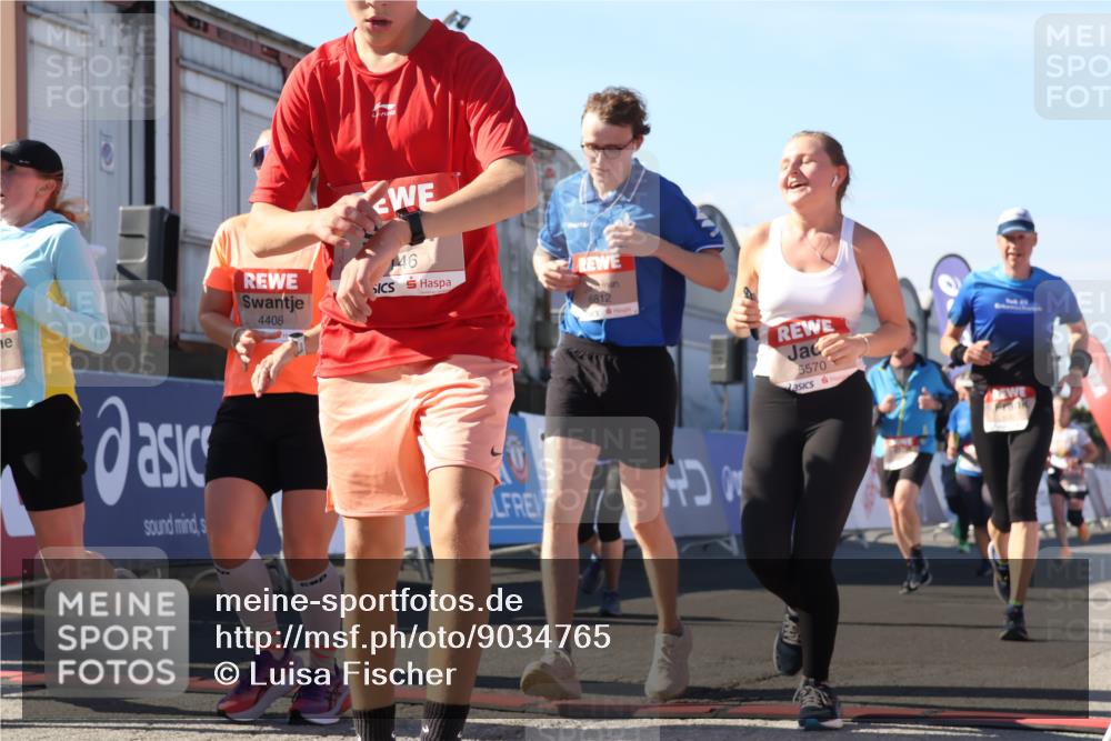 03.10.2025 - Köhlbrandbrückenlauf Luisa Fischer http://msf.ph/oto/9034765 03.10.2025 13:16:29 Ziel 4144, 4146, 4314, 4317, 4347, 4408, 4414, 4563, 4586, 4928, 4952, 5032, 5104, 5498, 5570, 5694, 5815, 5836, 5983, 6208, 6353, 6377, 6761, 6771, 6812 meine-sportfotos.de