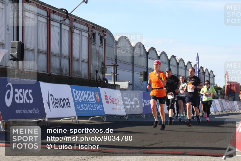 03.10.2025 - Köhlbrandbrückenlauf Luisa Fischer http://msf.ph/oto/9034780 03.10.2025 13:16:38 Ziel 4036, 4146, 4235, 4314, 4330, 4356, 4408, 4431, 4813, 5104, 5570, 5630, 5694, 5815, 6208, 6353, 6377, 6812 meine-sportfotos.de