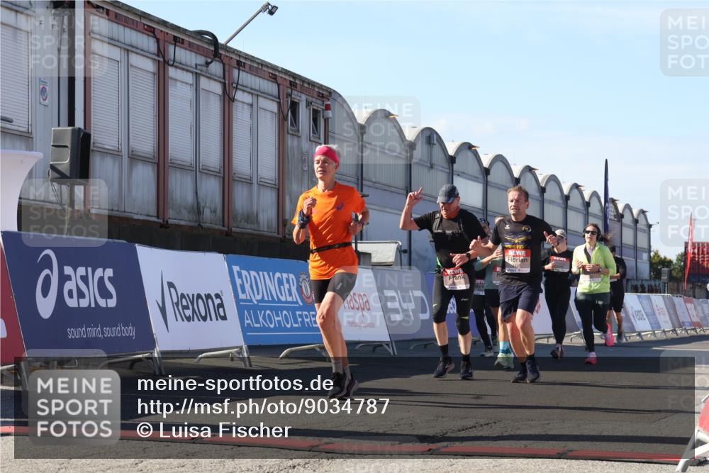 03.10.2025 - Köhlbrandbrückenlauf Luisa Fischer http://msf.ph/oto/9034787 03.10.2025 13:16:39 Ziel 4036, 4235, 4314, 4330, 4356, 4408, 4431, 4551, 4813, 5104, 5570, 5630, 5694, 5815, 6208, 6299, 6353, 6377, 6746, 6812 meine-sportfotos.de