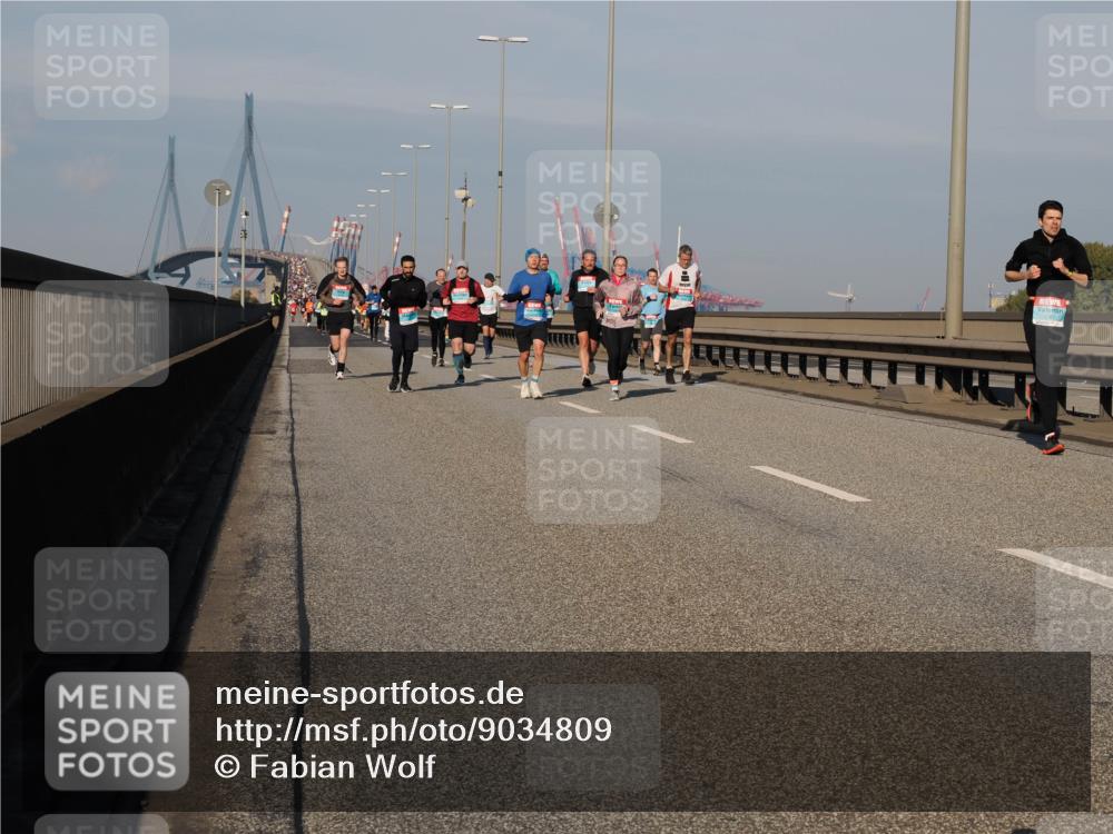03.10.2025 - Köhlbrandbrückenlauf Fabian Wolf http://msf.ph/oto/9034809 03.10.2025 09:49:10 Position 3  meine-sportfotos.de