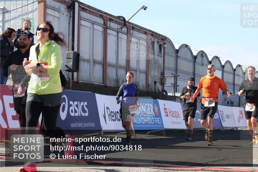 03.10.2025 - Köhlbrandbrückenlauf Luisa Fischer http://msf.ph/oto/9034818 03.10.2025 13:16:44 Ziel 4036, 4235, 4330, 4356, 4431, 4551, 4813, 5028, 5099, 5104, 5630, 6299, 6340, 6343, 6620, 6697, 6746, 6785 meine-sportfotos.de