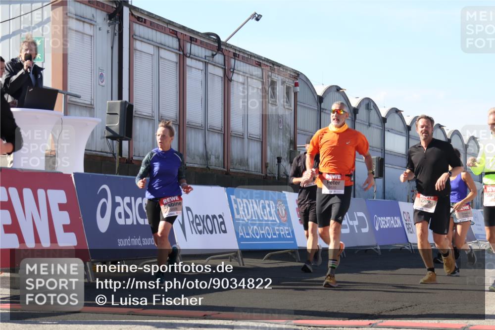 03.10.2025 - Köhlbrandbrückenlauf Luisa Fischer http://msf.ph/oto/9034822 03.10.2025 13:16:45 Ziel 4036, 4235, 4330, 4356, 4431, 4551, 4813, 5028, 5053, 5099, 5104, 5166, 5630, 6286, 6299, 6340, 6343, 6620, 6697, 6746, 6785 meine-sportfotos.de