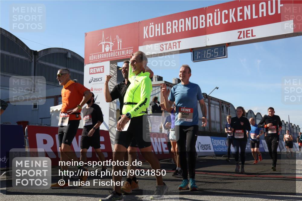03.10.2025 - Köhlbrandbrückenlauf Luisa Fischer http://msf.ph/oto/9034850 03.10.2025 13:16:50 Ziel 4168, 4330, 4356, 4359, 4431, 4551, 4605, 4813, 5028, 5053, 5099, 5166, 5302, 5385, 5386, 5453, 5467, 6286, 6299, 6340, 6343, 6620, 6658, 6697, 6746, 6785 meine-sportfotos.de