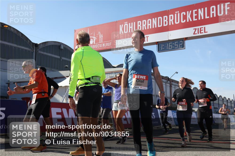 03.10.2025 - Köhlbrandbrückenlauf Luisa Fischer http://msf.ph/oto/9034855 03.10.2025 13:16:51 Ziel 4168, 4330, 4356, 4359, 4431, 4551, 4605, 4813, 5028, 5053, 5099, 5166, 5302, 5385, 5386, 5453, 5467, 5840, 6286, 6299, 6340, 6343, 6620, 6658, 6697, 6746, 6785 meine-sportfotos.de