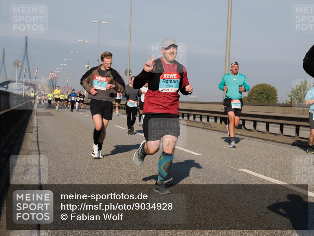 03.10.2025 - Köhlbrandbrückenlauf Fabian Wolf http://msf.ph/oto/9034928 03.10.2025 09:49:18 Position 3 1623, 1808 meine-sportfotos.de