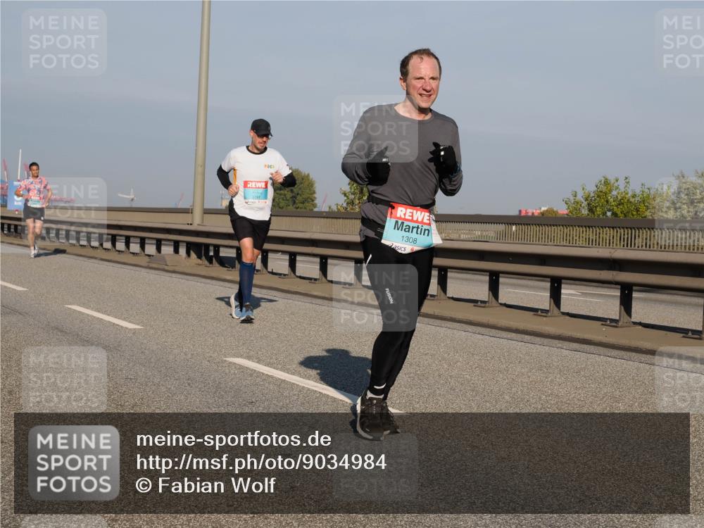 03.10.2025 - Köhlbrandbrückenlauf Fabian Wolf http://msf.ph/oto/9034984 03.10.2025 09:49:22 Position 3 3791, 1308 meine-sportfotos.de