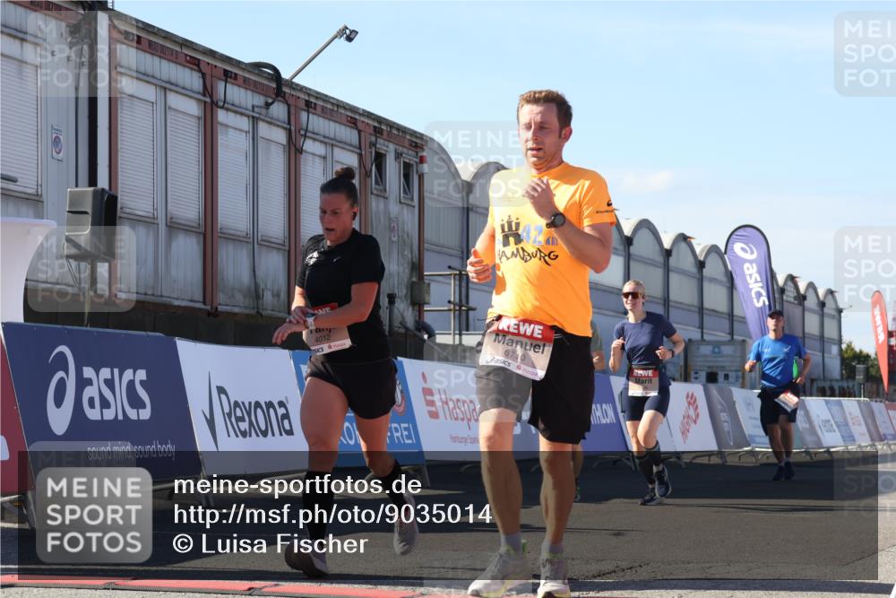 03.10.2025 - Köhlbrandbrückenlauf Luisa Fischer http://msf.ph/oto/9035014 03.10.2025 13:17:32 Ziel 4012, 4686, 4746, 4818, 5007, 5008, 5031, 5906, 5909, 6069, 6388, 6710 meine-sportfotos.de