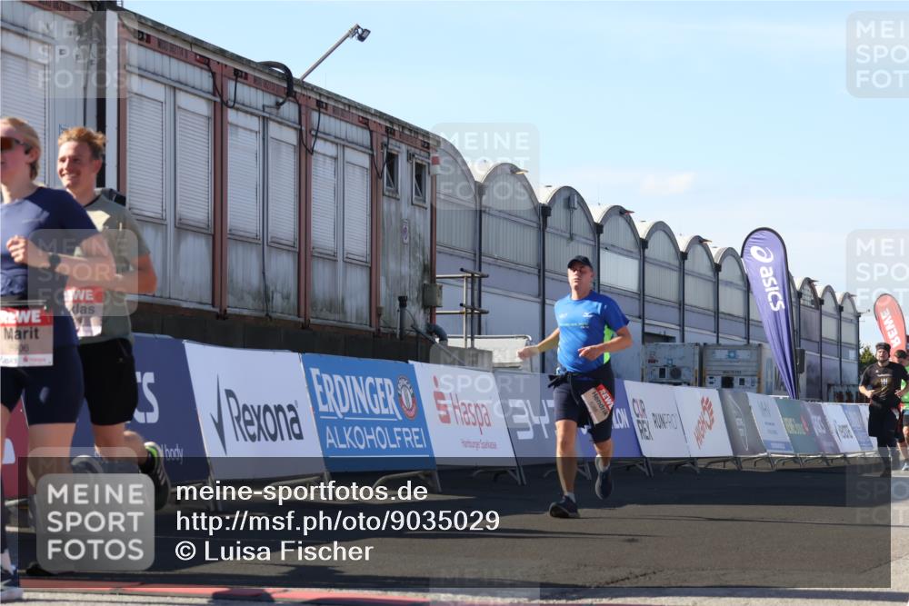 03.10.2025 - Köhlbrandbrückenlauf Luisa Fischer http://msf.ph/oto/9035029 03.10.2025 13:17:35 Ziel 4012, 4686, 4746, 4818, 5007, 5008, 5906, 5909, 6069, 6388, 6710 meine-sportfotos.de