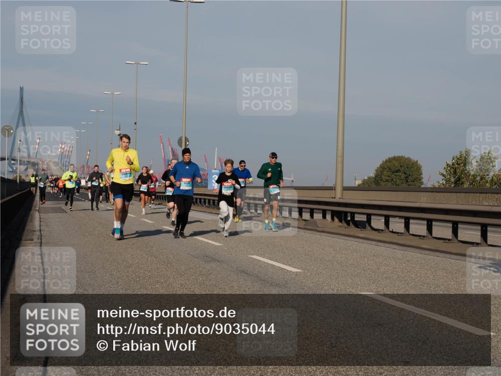 03.10.2025 - Köhlbrandbrückenlauf Fabian Wolf http://msf.ph/oto/9035044 03.10.2025 09:49:28 Position 3  meine-sportfotos.de