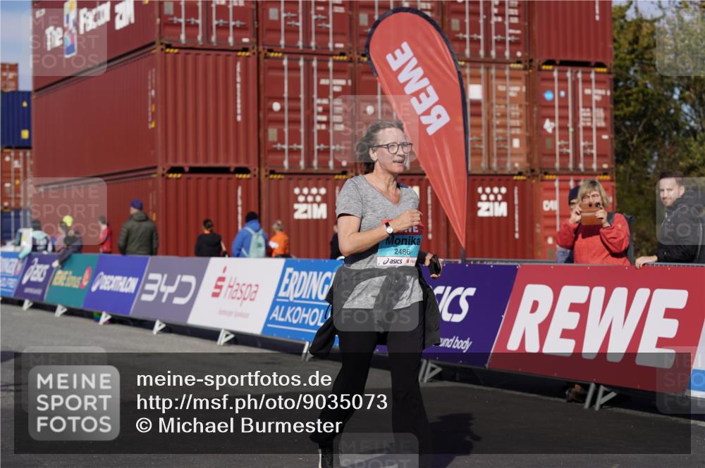 03.10.2025 - Köhlbrandbrückenlauf Michael Burmester http://msf.ph/oto/9035073 03.10.2025 10:45:57 Ziel 2486, 3801 meine-sportfotos.de