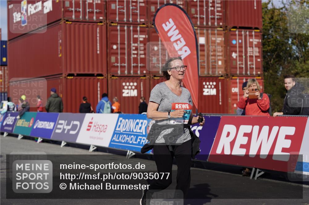 03.10.2025 - Köhlbrandbrückenlauf Michael Burmester http://msf.ph/oto/9035077 03.10.2025 10:45:57 Ziel 2486, 3801 meine-sportfotos.de