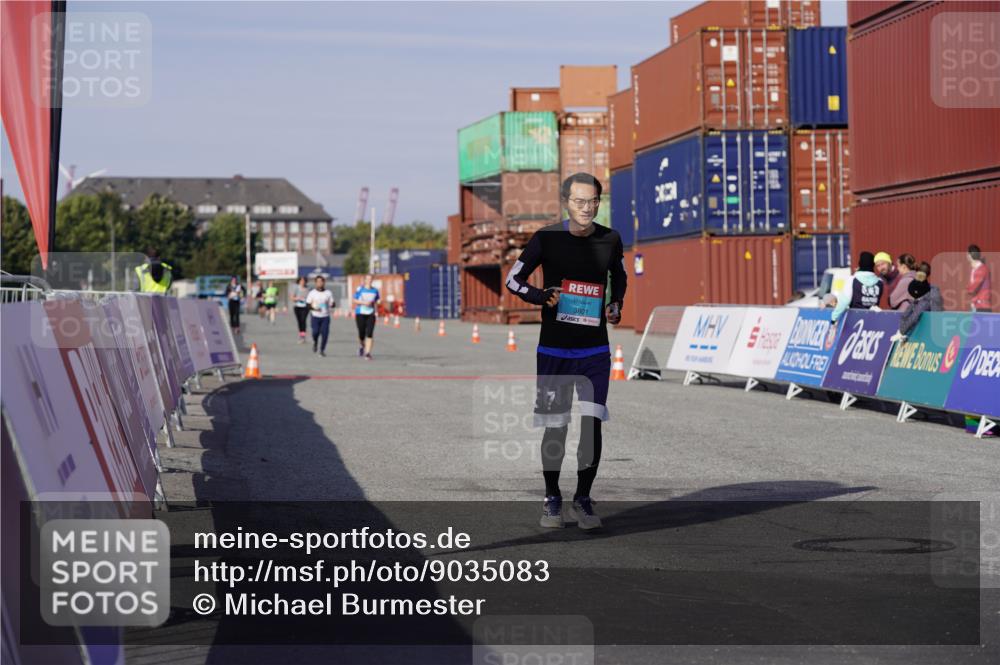 03.10.2025 - Köhlbrandbrückenlauf Michael Burmester http://msf.ph/oto/9035083 03.10.2025 10:45:59 Ziel 3801 meine-sportfotos.de