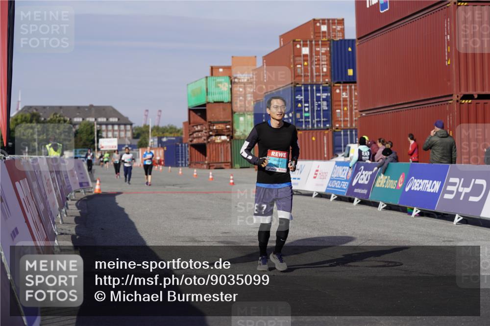 03.10.2025 - Köhlbrandbrückenlauf Michael Burmester http://msf.ph/oto/9035099 03.10.2025 10:46:00 Ziel 3801 meine-sportfotos.de