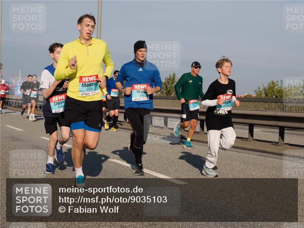 03.10.2025 - Köhlbrandbrückenlauf Fabian Wolf http://msf.ph/oto/9035103 03.10.2025 09:49:32 Position 3 3196, 1111, 1370, 3812, 1173 meine-sportfotos.de