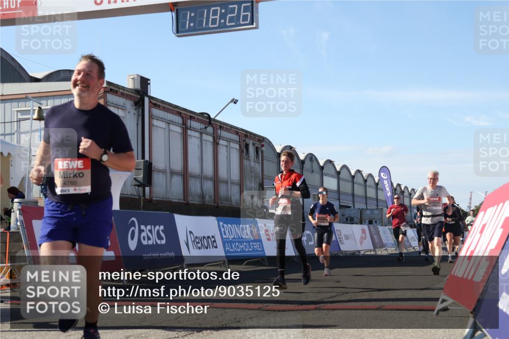 03.10.2025 - Köhlbrandbrückenlauf Luisa Fischer http://msf.ph/oto/9035125 03.10.2025 13:18:25 Ziel 4154, 4280, 4341, 4560, 4581, 4600, 4760, 4819, 4882, 5192, 5379, 5440, 5691, 5722, 5816, 6001 meine-sportfotos.de