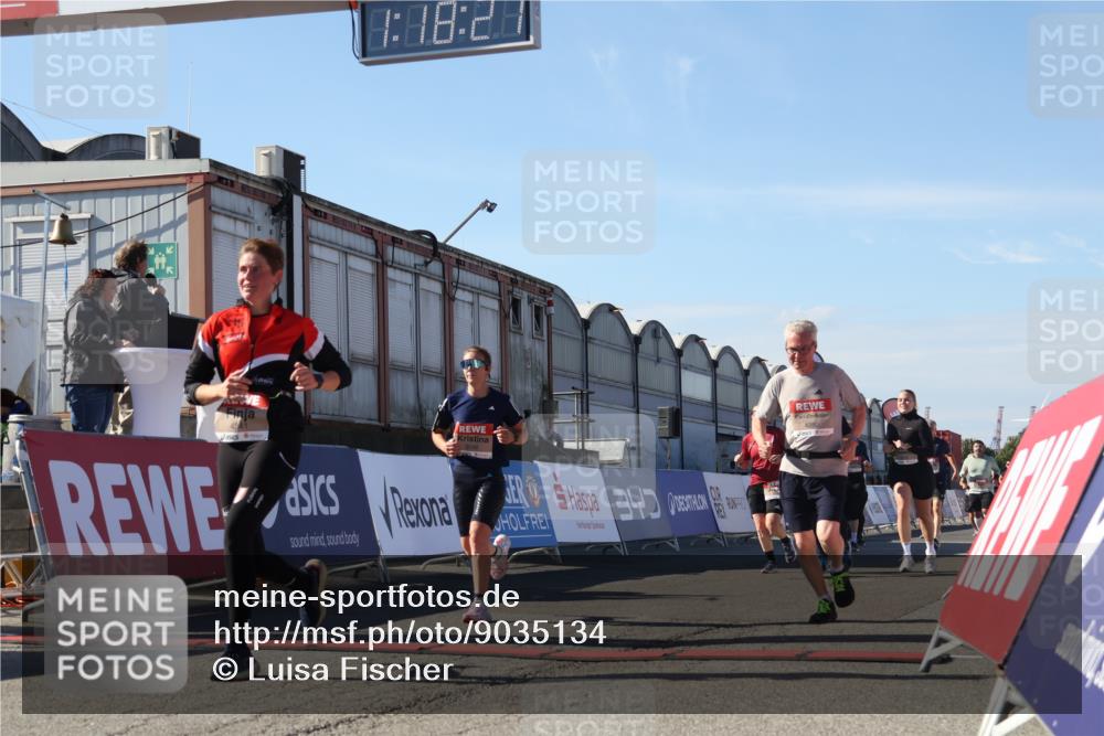 03.10.2025 - Köhlbrandbrückenlauf Luisa Fischer http://msf.ph/oto/9035134 03.10.2025 13:18:26 Ziel 4154, 4280, 4341, 4560, 4581, 4760, 4819, 4826, 4882, 5192, 5379, 5440, 5691, 5722, 5816, 6001, 6700 meine-sportfotos.de