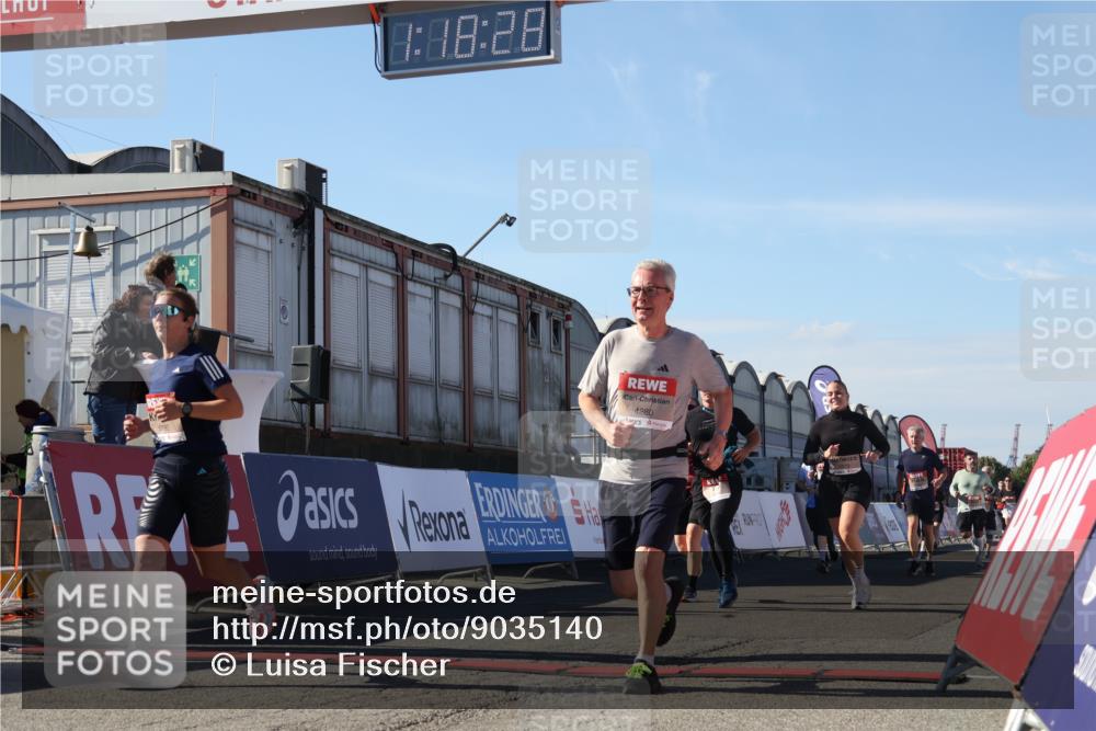 03.10.2025 - Köhlbrandbrückenlauf Luisa Fischer http://msf.ph/oto/9035140 03.10.2025 13:18:27 Ziel 4154, 4280, 4341, 4560, 4760, 4819, 4826, 4882, 5192, 5379, 5440, 5691, 5722, 5816, 6001, 6084, 6700 meine-sportfotos.de