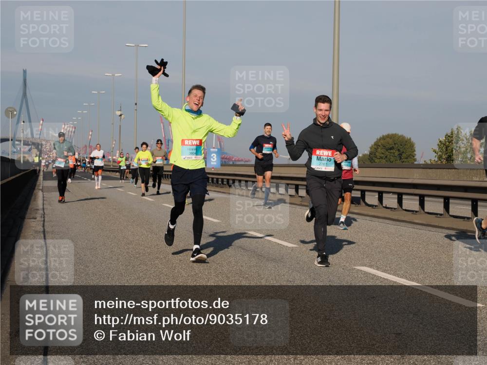 03.10.2025 - Köhlbrandbrückenlauf Fabian Wolf http://msf.ph/oto/9035178 03.10.2025 09:49:37 Position 3 3804, 2767 meine-sportfotos.de