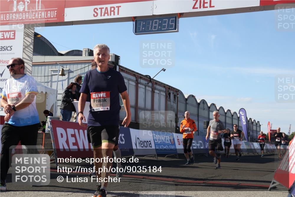 03.10.2025 - Köhlbrandbrückenlauf Luisa Fischer http://msf.ph/oto/9035184 03.10.2025 13:18:34 Ziel 4154, 4280, 4341, 4560, 4606, 4760, 4796, 4812, 4819, 4826, 4882, 5115, 5178, 5192, 5722, 6084, 6596, 6700, 6758 meine-sportfotos.de