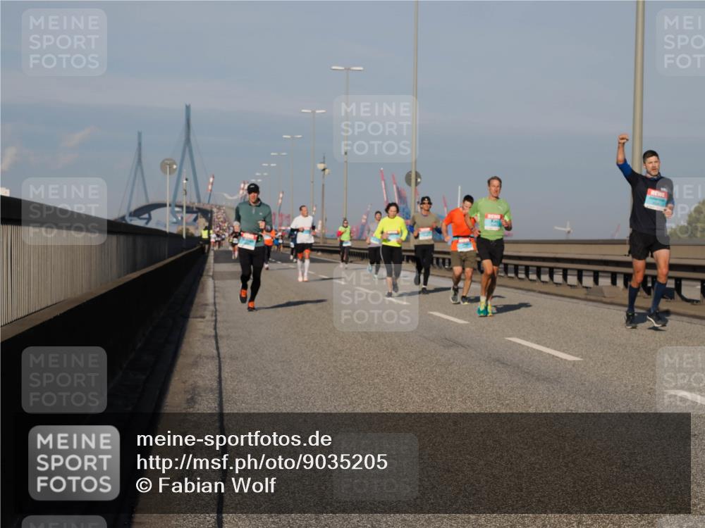 03.10.2025 - Köhlbrandbrückenlauf Fabian Wolf http://msf.ph/oto/9035205 03.10.2025 09:49:40 Position 3  meine-sportfotos.de