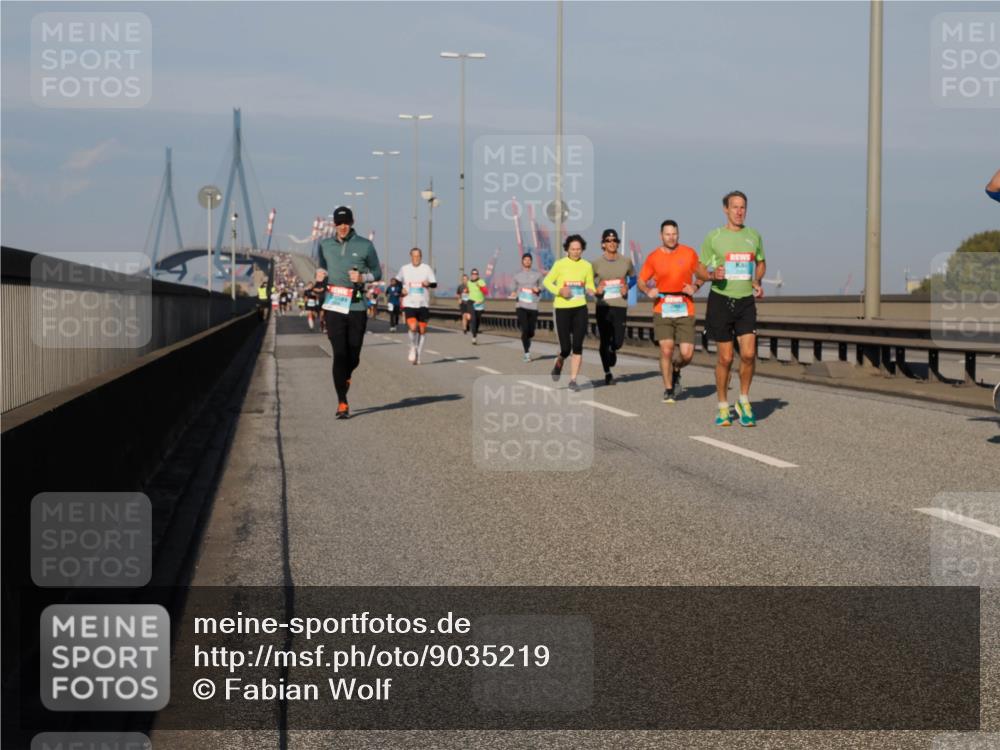 03.10.2025 - Köhlbrandbrückenlauf Fabian Wolf http://msf.ph/oto/9035219 03.10.2025 09:49:41 Position 3  meine-sportfotos.de