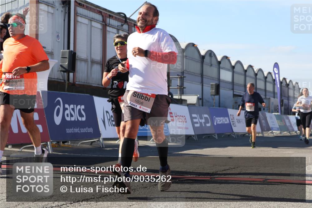 03.10.2025 - Köhlbrandbrückenlauf Luisa Fischer http://msf.ph/oto/9035262 03.10.2025 13:18:48 Ziel 4077, 4556, 4606, 4756, 4812, 5115, 6429, 6500, 6506, 6556, 6596 meine-sportfotos.de