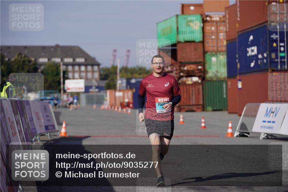 03.10.2025 - Köhlbrandbrückenlauf Michael Burmester http://msf.ph/oto/9035277 03.10.2025 10:46:56 Ziel 2639 meine-sportfotos.de