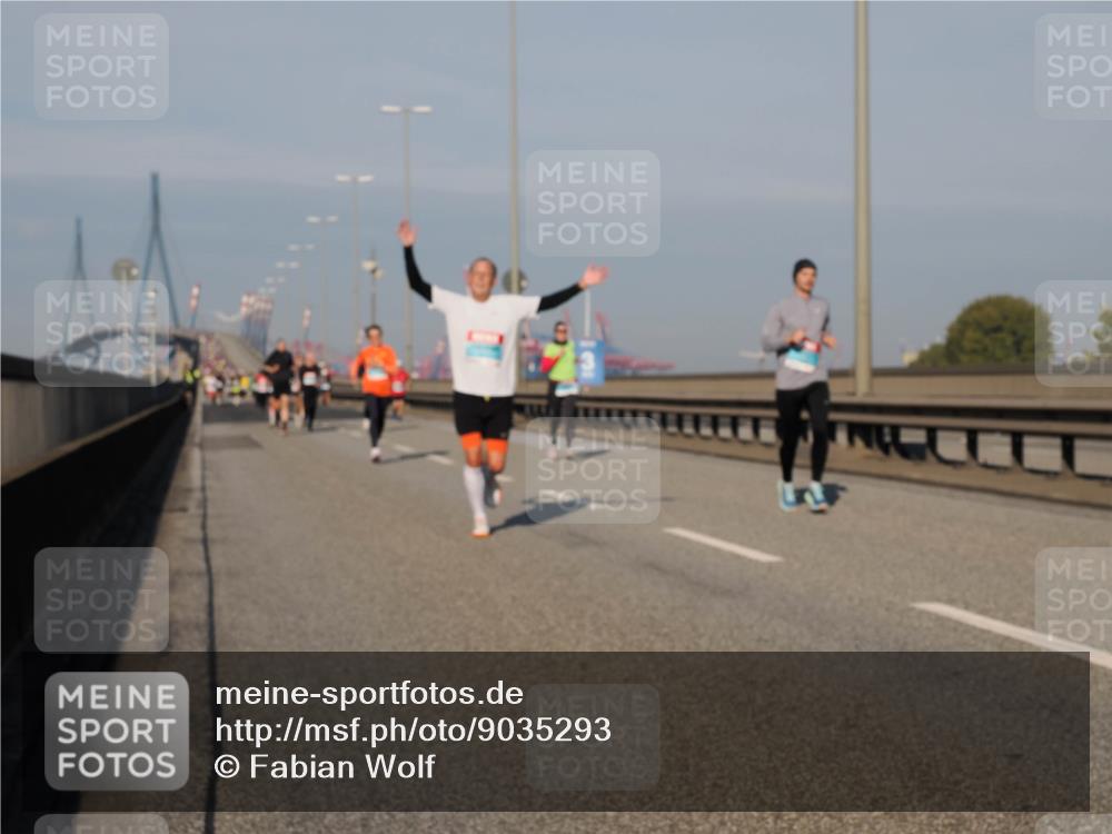 03.10.2025 - Köhlbrandbrückenlauf Fabian Wolf http://msf.ph/oto/9035293 03.10.2025 09:49:47 Position 3  meine-sportfotos.de
