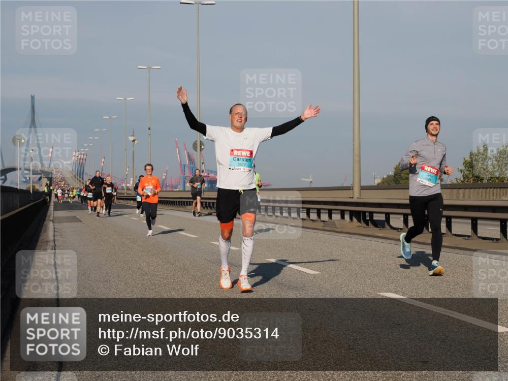 03.10.2025 - Köhlbrandbrückenlauf Fabian Wolf http://msf.ph/oto/9035314 03.10.2025 09:49:48 Position 3 2672, 3821 meine-sportfotos.de