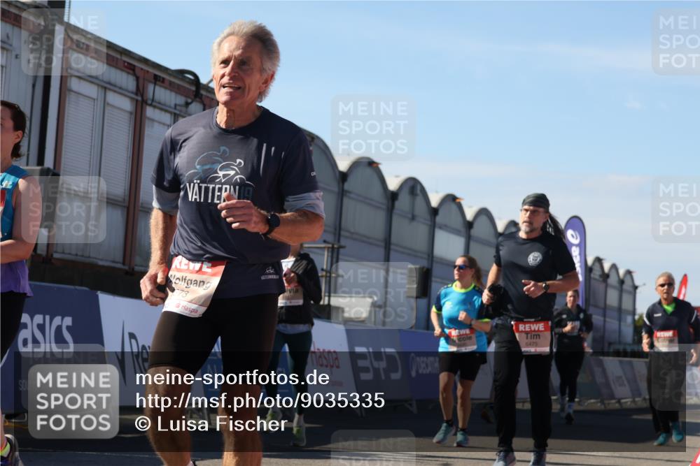 03.10.2025 - Köhlbrandbrückenlauf Luisa Fischer http://msf.ph/oto/9035335 03.10.2025 13:19:00 Ziel 4556, 4630, 4676, 4756, 4889, 5027, 5304, 5449, 5974, 6117, 6127, 6267, 6475, 6573, 6795 meine-sportfotos.de