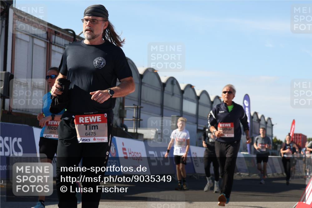 03.10.2025 - Köhlbrandbrückenlauf Luisa Fischer http://msf.ph/oto/9035349 03.10.2025 13:19:02 Ziel 4556, 4630, 4676, 4756, 4876, 4889, 5027, 5304, 5449, 5974, 6088, 6117, 6127, 6267, 6475, 6573, 6795 meine-sportfotos.de