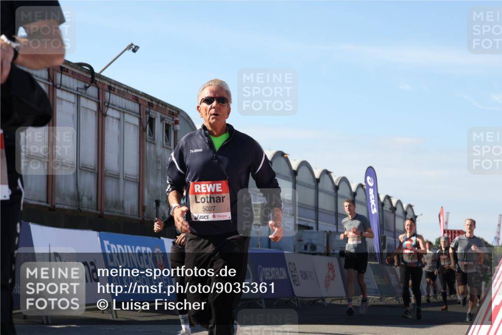 03.10.2025 - Köhlbrandbrückenlauf Luisa Fischer http://msf.ph/oto/9035361 03.10.2025 13:19:04 Ziel 4630, 4631, 4676, 4816, 4876, 4889, 5027, 5304, 5449, 5974, 6088, 6117, 6127, 6267, 6475, 6573, 6795 meine-sportfotos.de