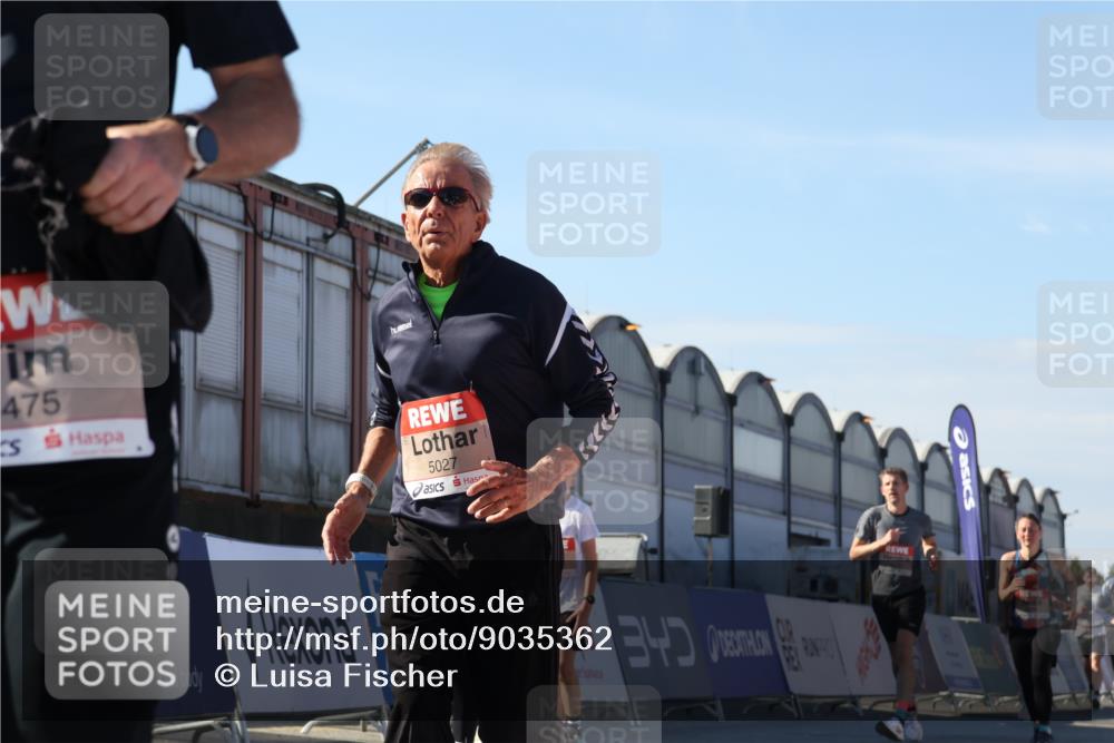 03.10.2025 - Köhlbrandbrückenlauf Luisa Fischer http://msf.ph/oto/9035362 03.10.2025 13:19:04 Ziel 4630, 4631, 4676, 4816, 4876, 4889, 5027, 5304, 5449, 5974, 6088, 6117, 6127, 6267, 6475, 6573, 6795 meine-sportfotos.de