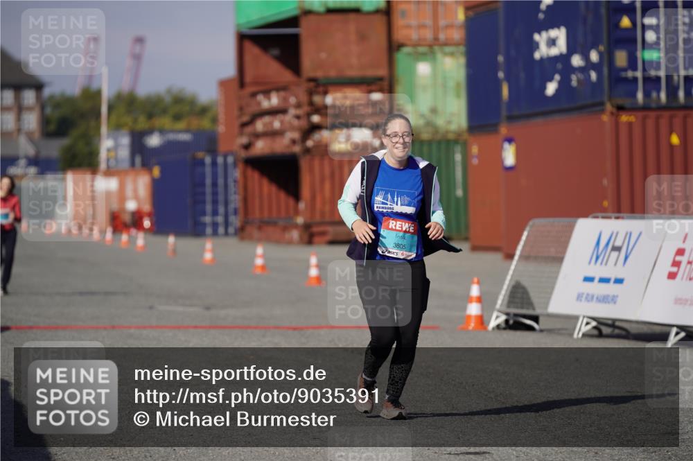 03.10.2025 - Köhlbrandbrückenlauf Michael Burmester http://msf.ph/oto/9035391 03.10.2025 10:49:05 Ziel 3805 meine-sportfotos.de
