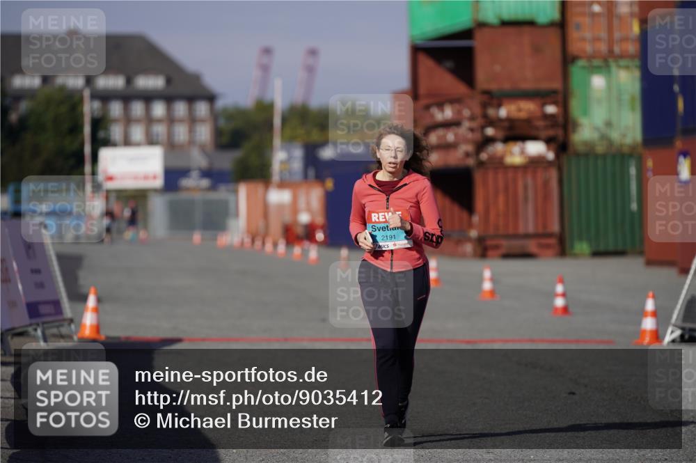 03.10.2025 - Köhlbrandbrückenlauf Michael Burmester http://msf.ph/oto/9035412 03.10.2025 10:49:20 Ziel 2191 meine-sportfotos.de