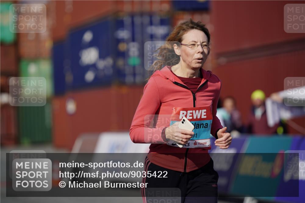 03.10.2025 - Köhlbrandbrückenlauf Michael Burmester http://msf.ph/oto/9035422 03.10.2025 10:49:26 Ziel 2191 meine-sportfotos.de