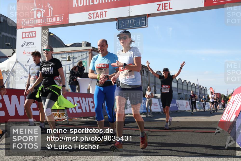 03.10.2025 - Köhlbrandbrückenlauf Luisa Fischer http://msf.ph/oto/9035431 03.10.2025 13:19:18 Ziel 4143, 4593, 4631, 4632, 4690, 4725, 4727, 4816, 4828, 4876, 4996, 5443, 5451, 5853, 5858, 6057, 6088, 6225, 6226, 6230, 6576 meine-sportfotos.de