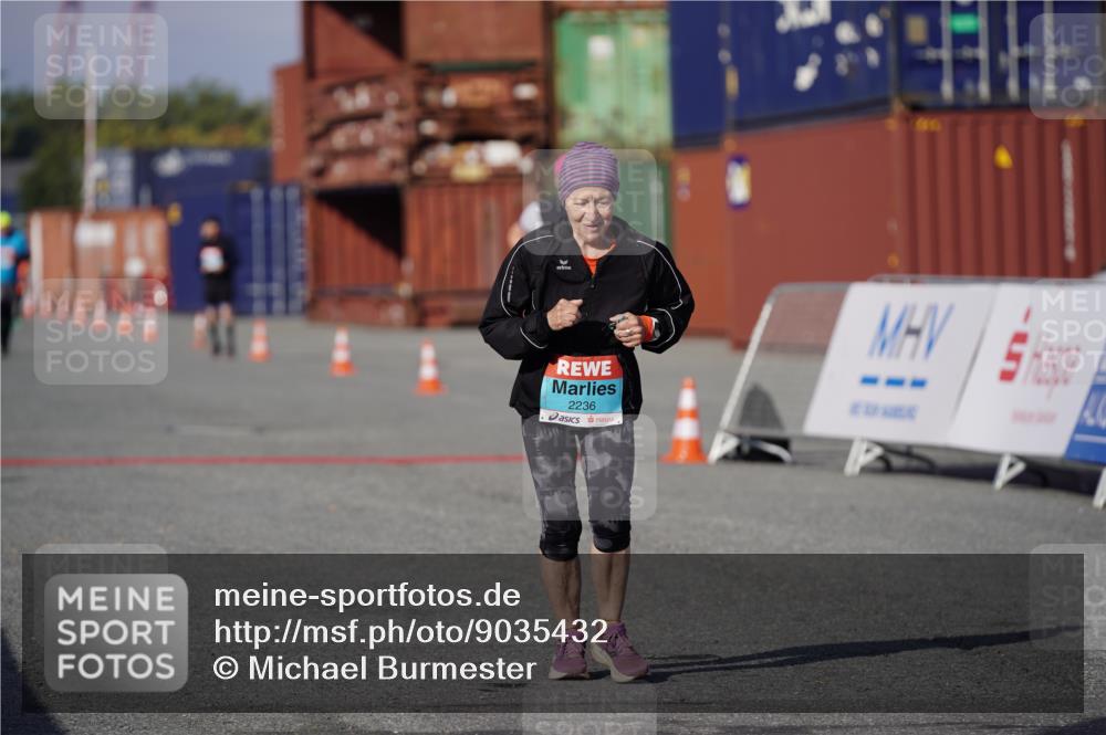 03.10.2025 - Köhlbrandbrückenlauf Michael Burmester http://msf.ph/oto/9035432 03.10.2025 10:50:23 Ziel 2236 meine-sportfotos.de