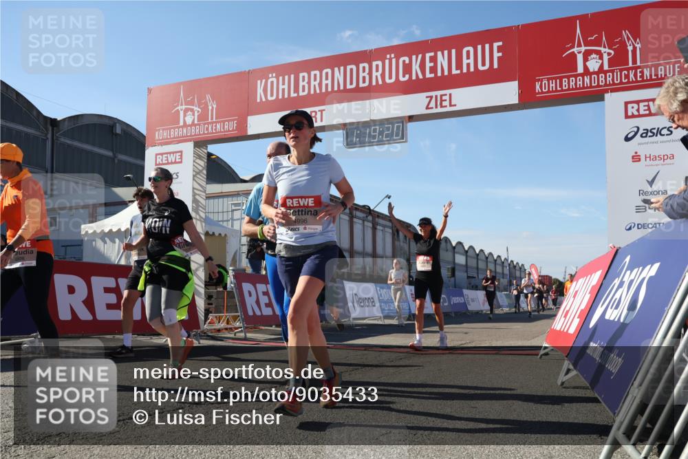 03.10.2025 - Köhlbrandbrückenlauf Luisa Fischer http://msf.ph/oto/9035433 03.10.2025 13:19:18 Ziel 4143, 4593, 4631, 4632, 4690, 4725, 4727, 4816, 4828, 4876, 4996, 5443, 5451, 5853, 5858, 6057, 6088, 6225, 6226, 6230, 6576 meine-sportfotos.de