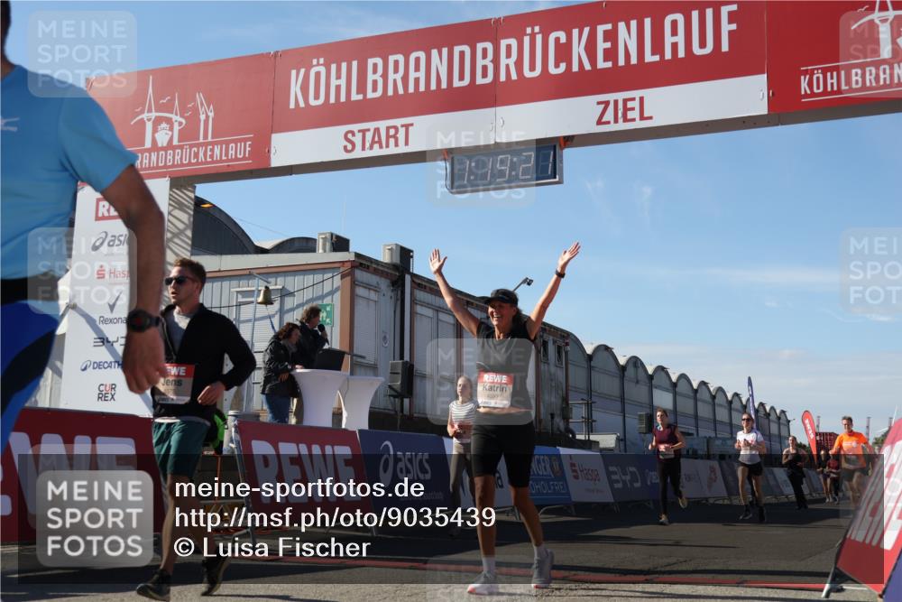 03.10.2025 - Köhlbrandbrückenlauf Luisa Fischer http://msf.ph/oto/9035439 03.10.2025 13:19:19 Ziel 4143, 4593, 4631, 4632, 4690, 4725, 4727, 4816, 4828, 4996, 5443, 5451, 5853, 5858, 6057, 6225, 6226, 6230, 6576 meine-sportfotos.de
