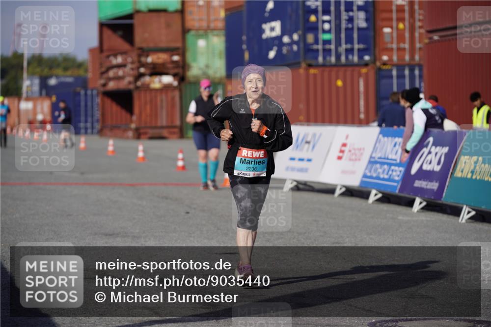 03.10.2025 - Köhlbrandbrückenlauf Michael Burmester http://msf.ph/oto/9035440 03.10.2025 10:50:24 Ziel 2236, 3173 meine-sportfotos.de